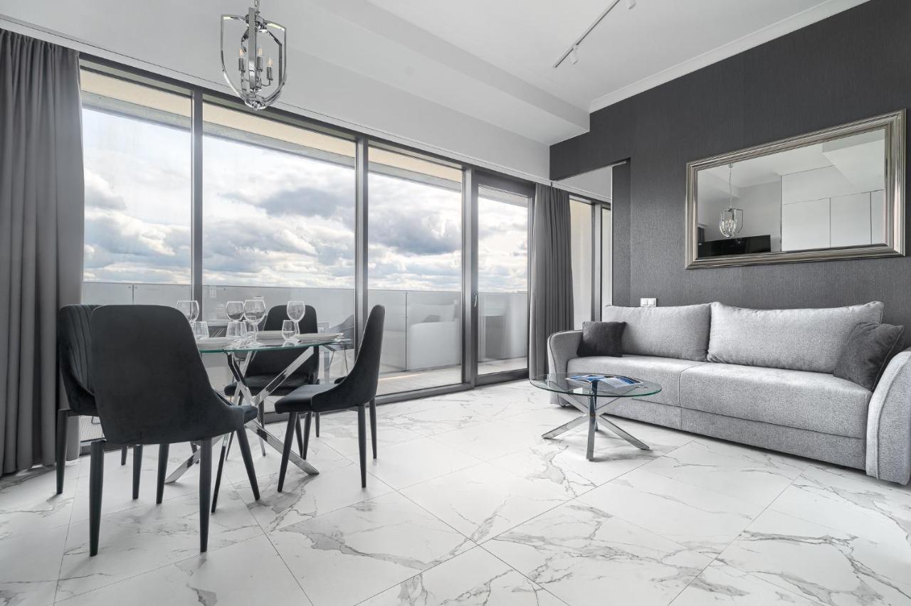 W Hanza Tower Apartment Szczecin